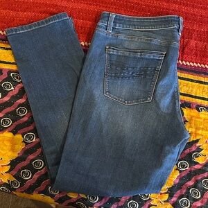 White House Black Market Jeans 16L